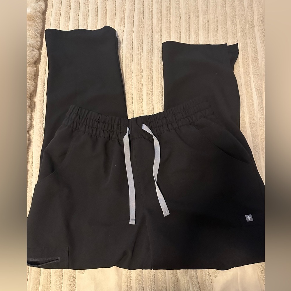 Figs black high waisted Dowa pants medium petite